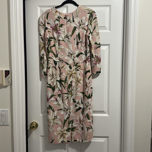 Dolce & Gabbana Light Pink Floral Midi Dress - Size 44 (US size 8) - Picture 4 of 10